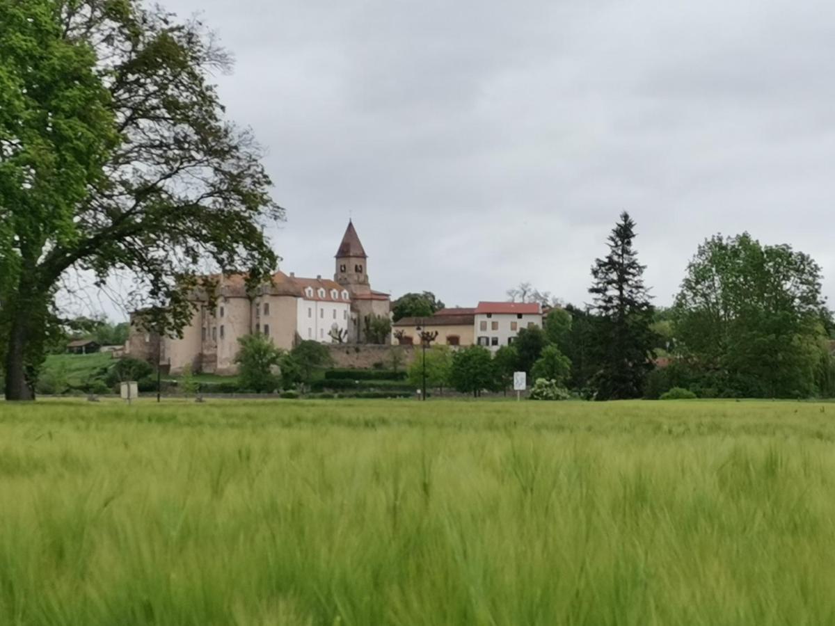 Le * Pommiers (Loire)